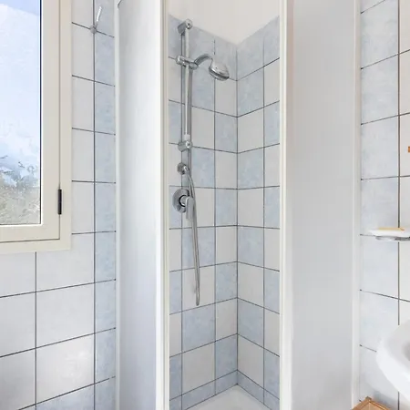 Guesthost - Cozy Flat With Terrace By The Sea Buggerru